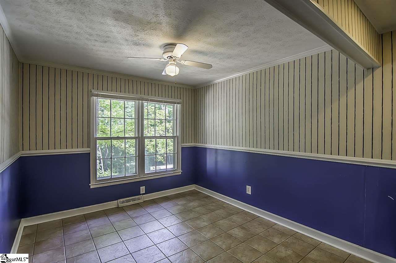 1095 Farrs Bridge Road Greenville, SC 29611 - Photo 18 of 36 Gallery Image 18