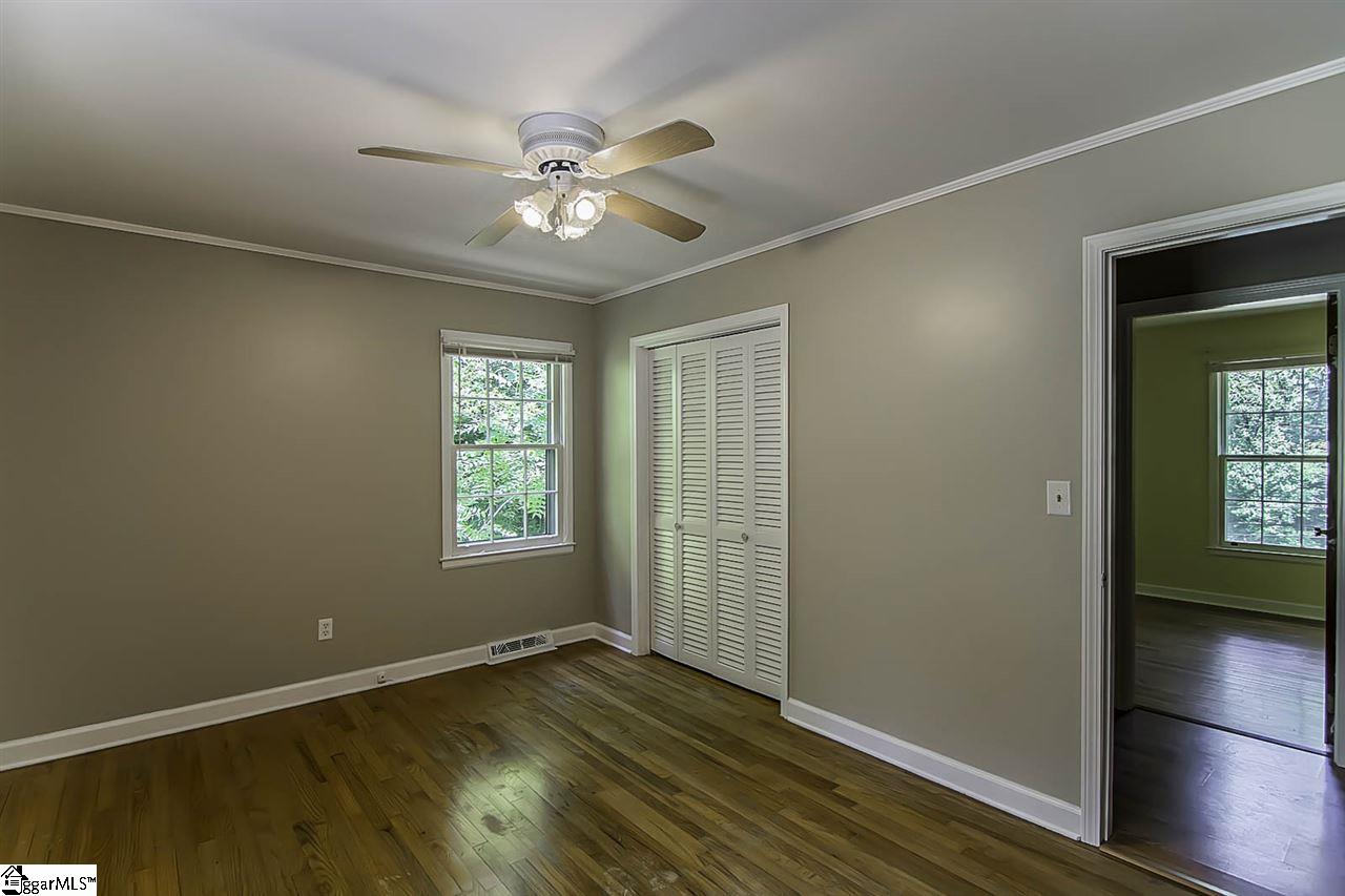 1095 Farrs Bridge Road Greenville, SC 29611 - Photo 20 of 36 Gallery Image 20