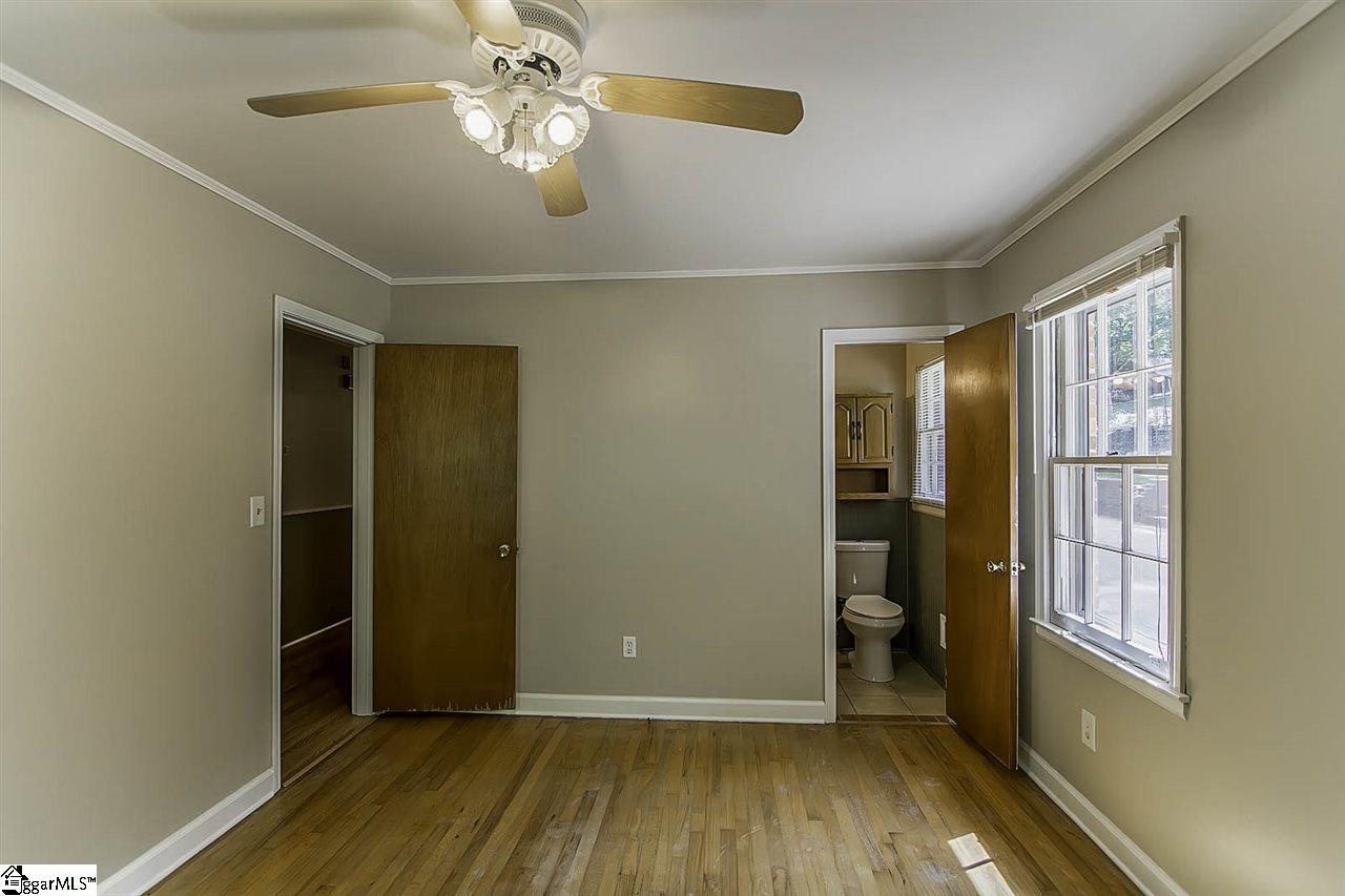 1095 Farrs Bridge Road Greenville, SC 29611 - Photo 21 of 36 Gallery Image 21