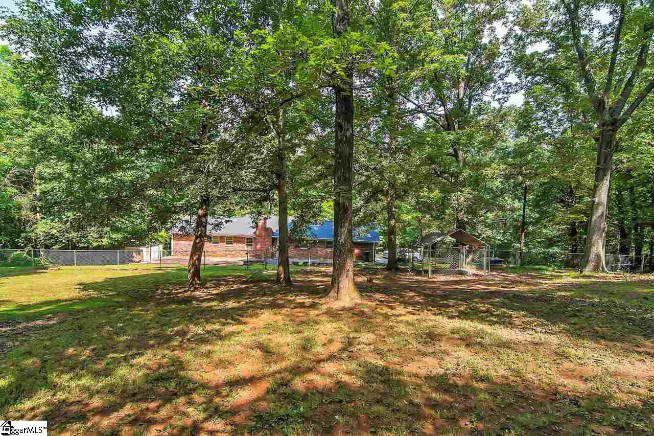 1095 Farrs Bridge Road Greenville, SC 29611 - Photo 33 of 36 Gallery Image 33