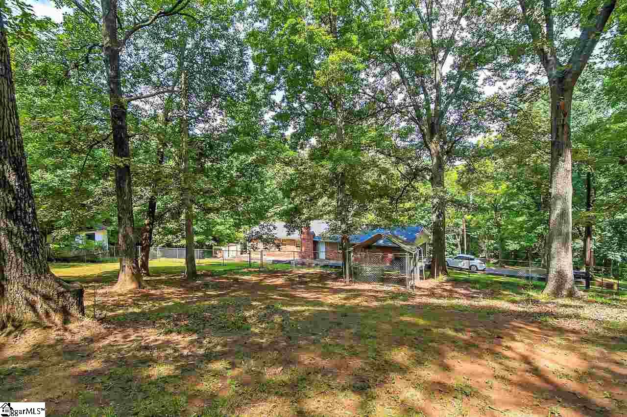 1095 Farrs Bridge Road Greenville, SC 29611 - Photo 34 of 36 Gallery Image 34