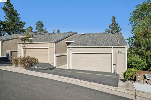 $810,000 | 471 Ridgeview Drive, Pleasant Hill, CA 94523