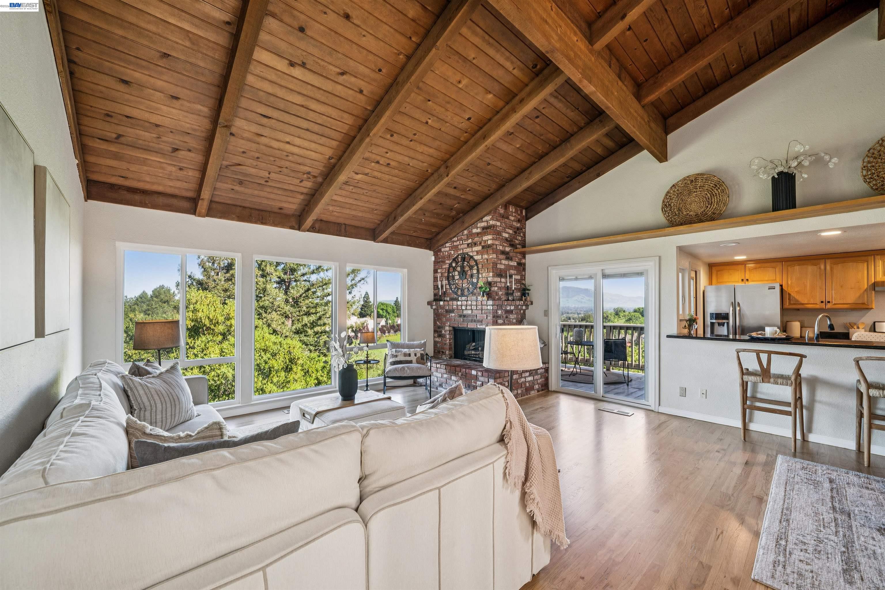 471 Ridgeview Drive Pleasant Hill, CA 94523 - Photo 5 of 41