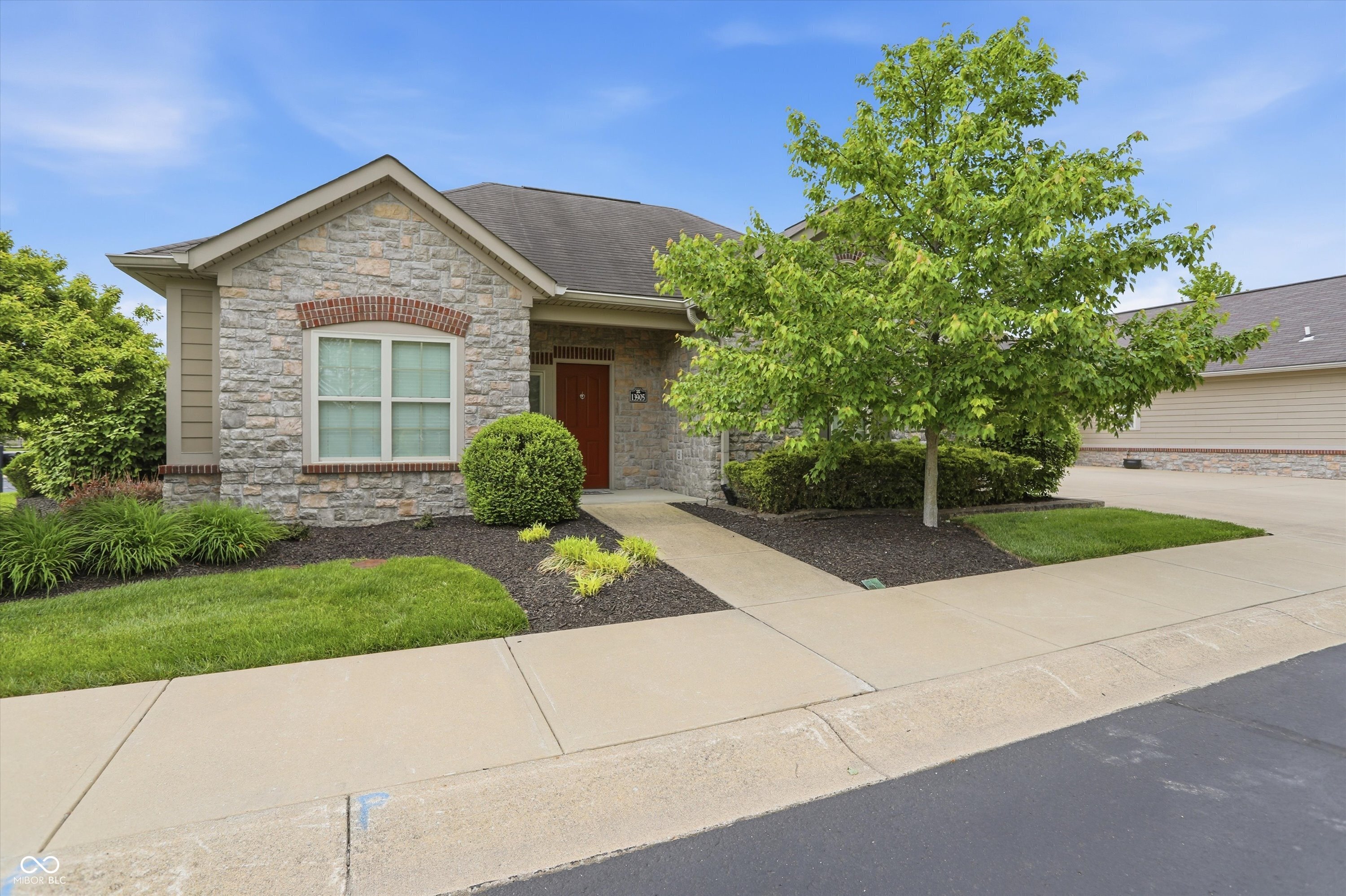 13905 Rue Royale Lane, Unit 48 McCordsville, IN 46055 - Photo 2 of 51