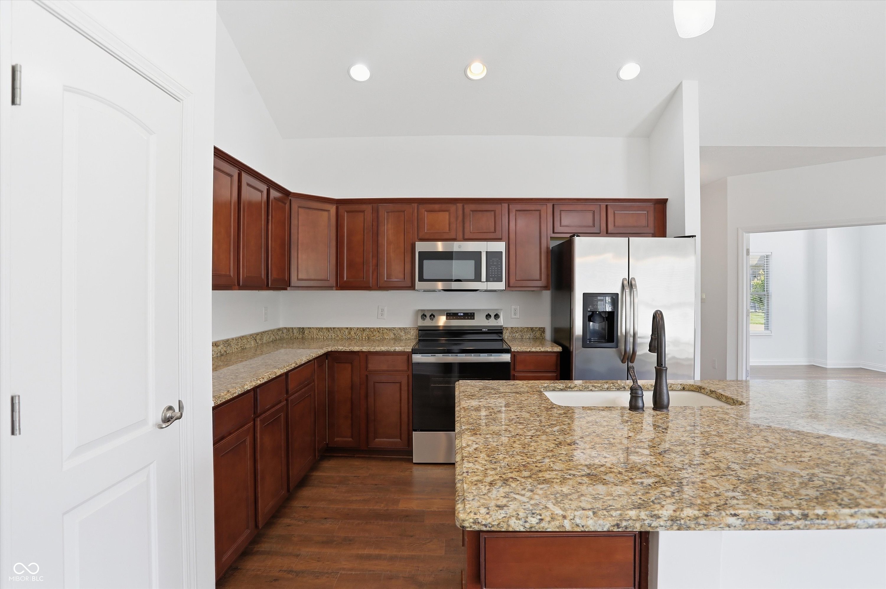 13905 Rue Royale Lane, Unit 48 McCordsville, IN 46055 - Photo 21 of 51