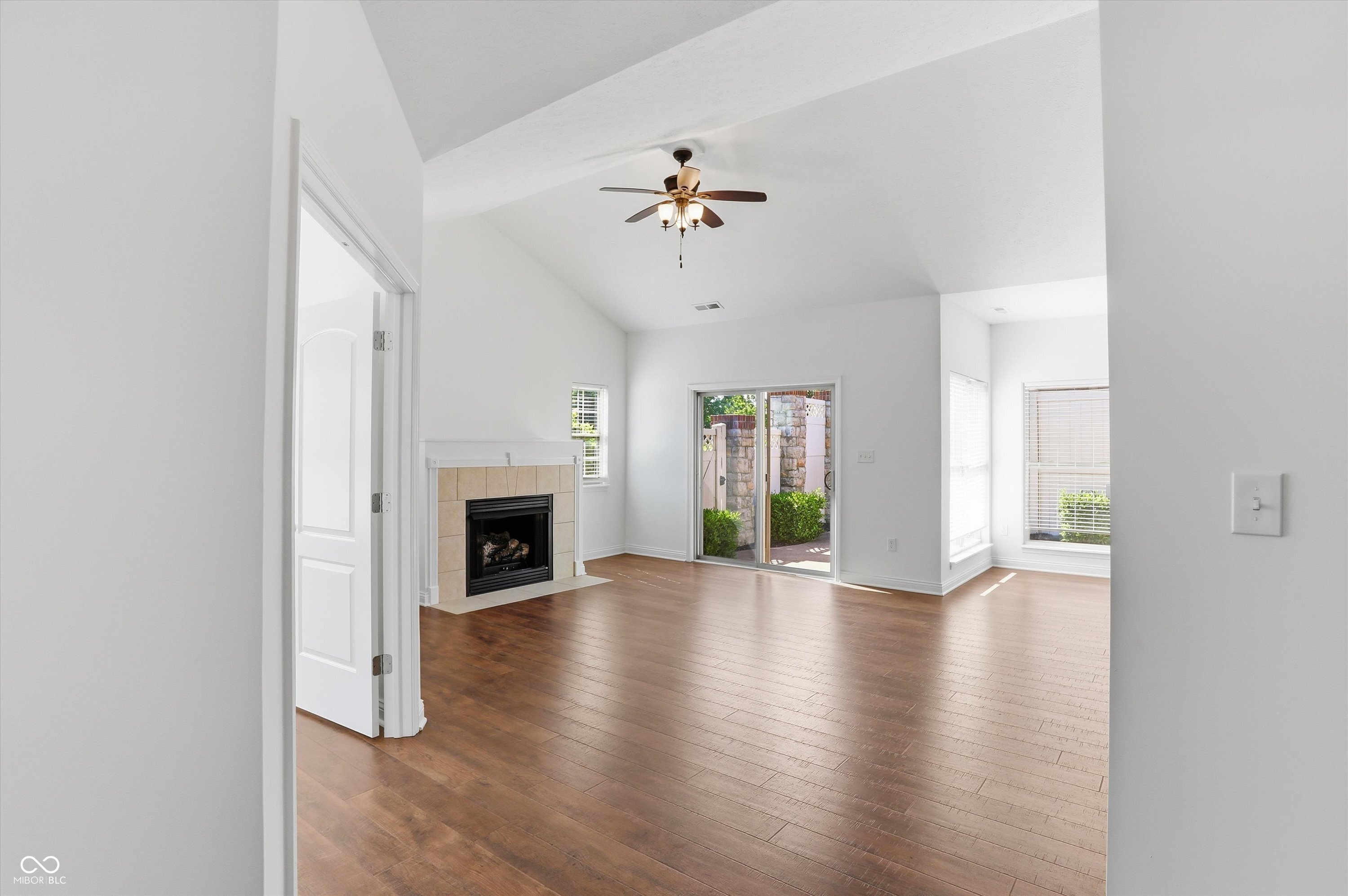 13905 Rue Royale Lane, Unit 48 McCordsville, IN 46055 - Photo 5 of 51