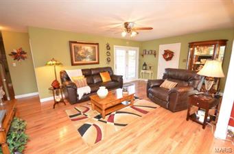 5 Roeper Drive St. Peters, MO 63376 - Photo 3 of 20 Gallery Image 3