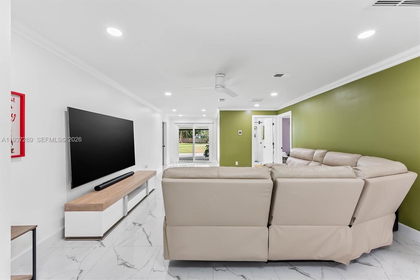 45 Akron Road Lake Worth, FL 33467 - Photo 8 of 44 Gallery Image 8