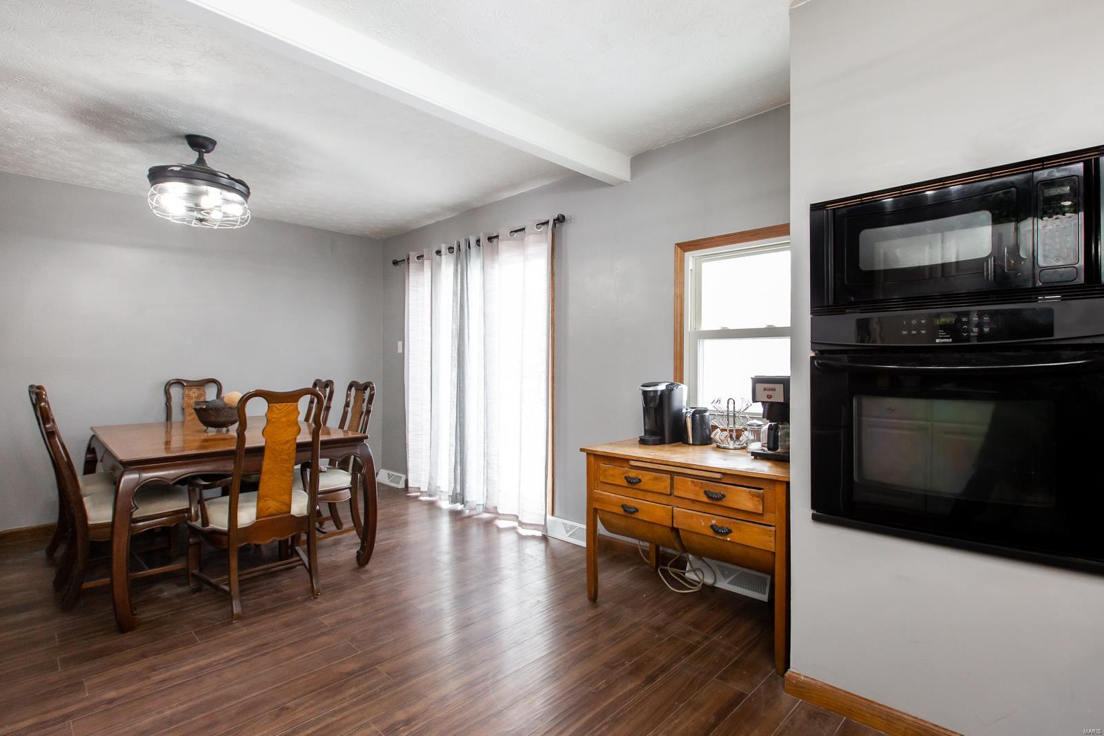 16461 Pine Hurst Brighton, IL 62012 - Photo 16 of 31