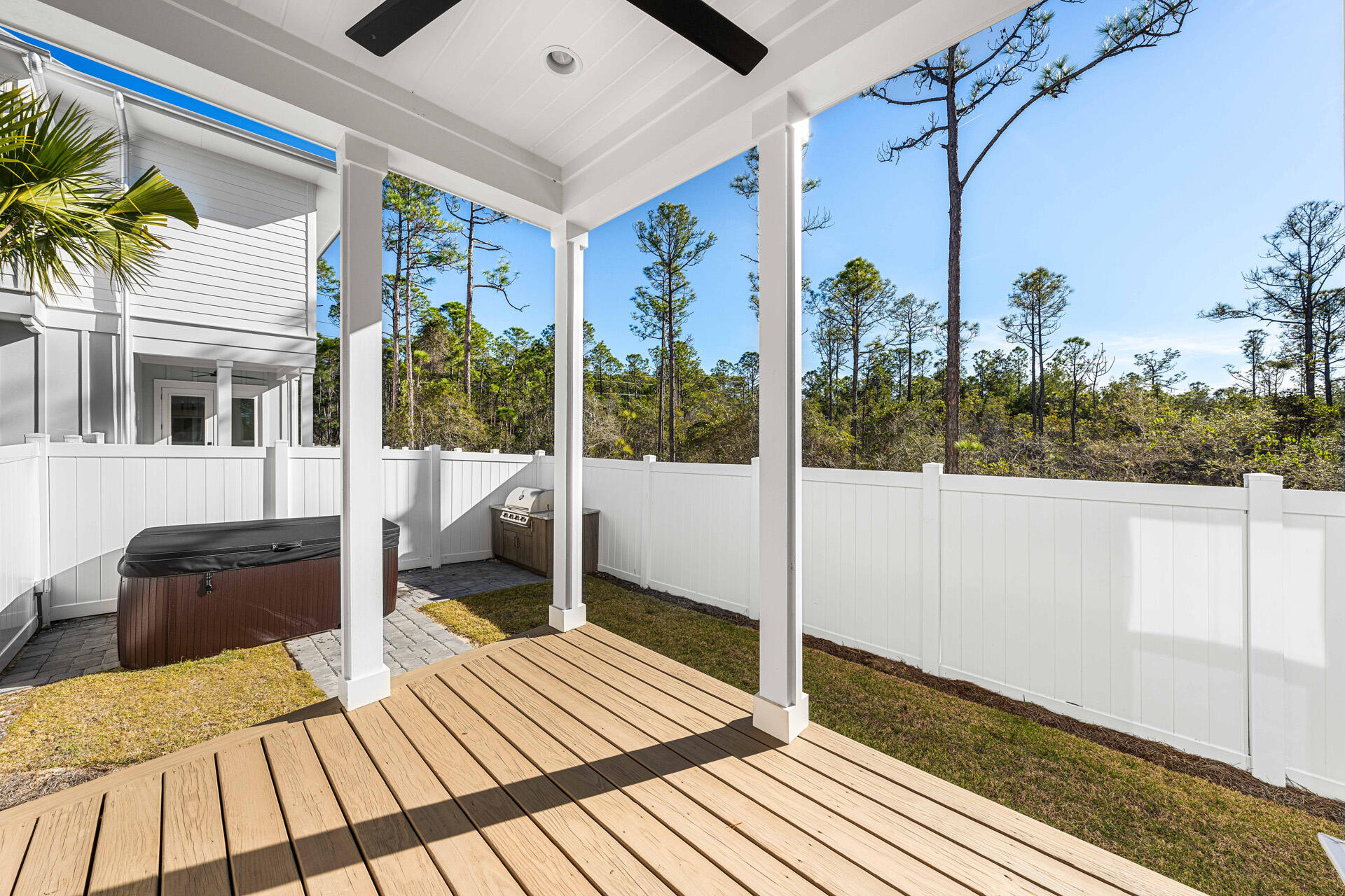 520 South County Highway 393, Unit 39B Santa Rosa Beach, FL 32459 - Photo 36 of 45 a view of a balcony with wooden floor and furniture