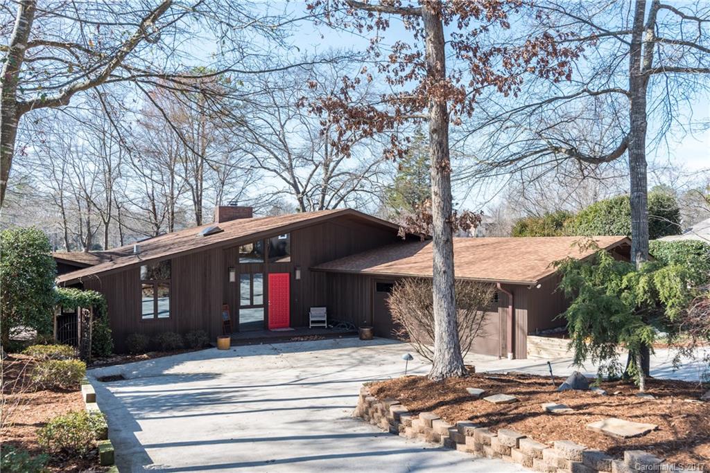 2298 Valelake Road York, SC 29745 - Photo 3 of 22 Gallery Image 3