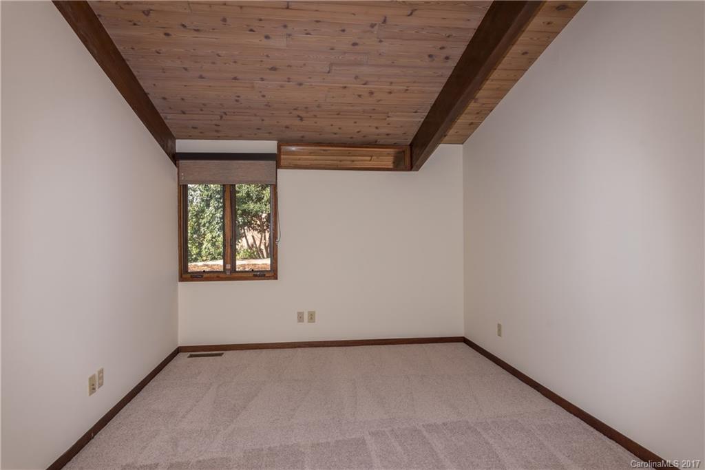 2298 Valelake Road York, SC 29745 - Photo 8 of 22 Gallery Image 8