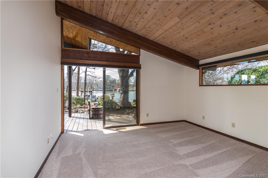 2298 Valelake Road York, SC 29745 - Photo 10 of 22 Gallery Image 10