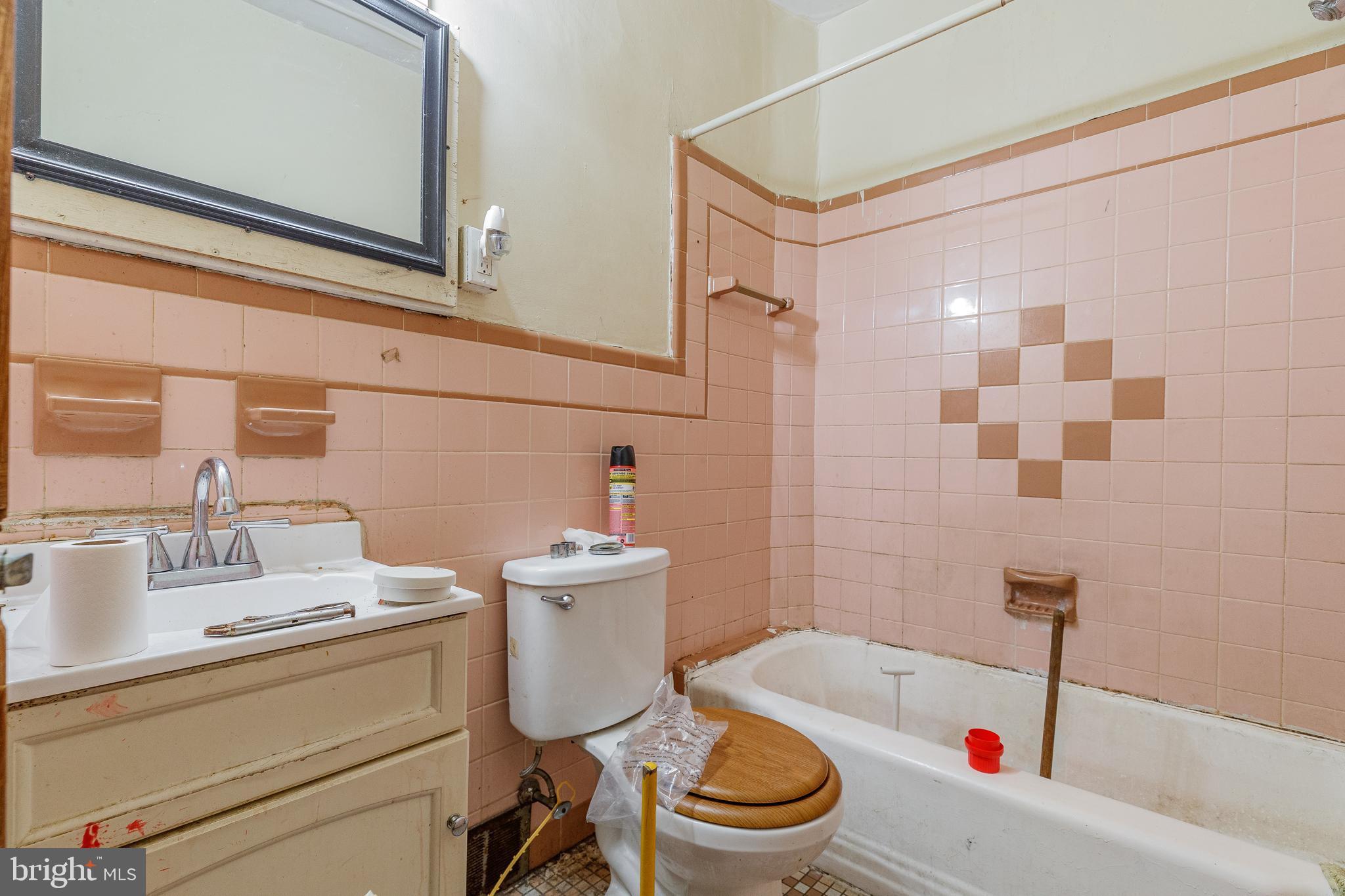 6246 Reedland Street Philadelphia, PA 19142 - Photo 16 of 20 Gallery Image 16