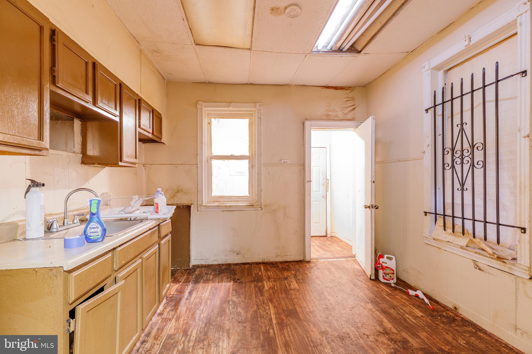 6246 Reedland Street Philadelphia, PA 19142 - Photo 8 of 20 Gallery Image 8