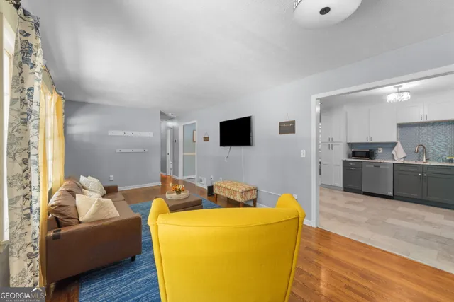 $2,400 | 5461 Francis Drive Southwest, Lilburn, GA 30047