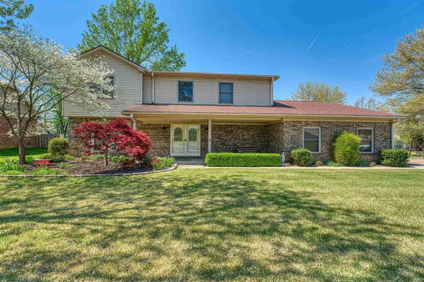 $339,900 | 5455 Kenwood Circle, Newburgh, IN 47630