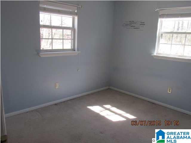 341 Lakeshore Lane Oneonta, AL 35121 - Photo 9 of 14
