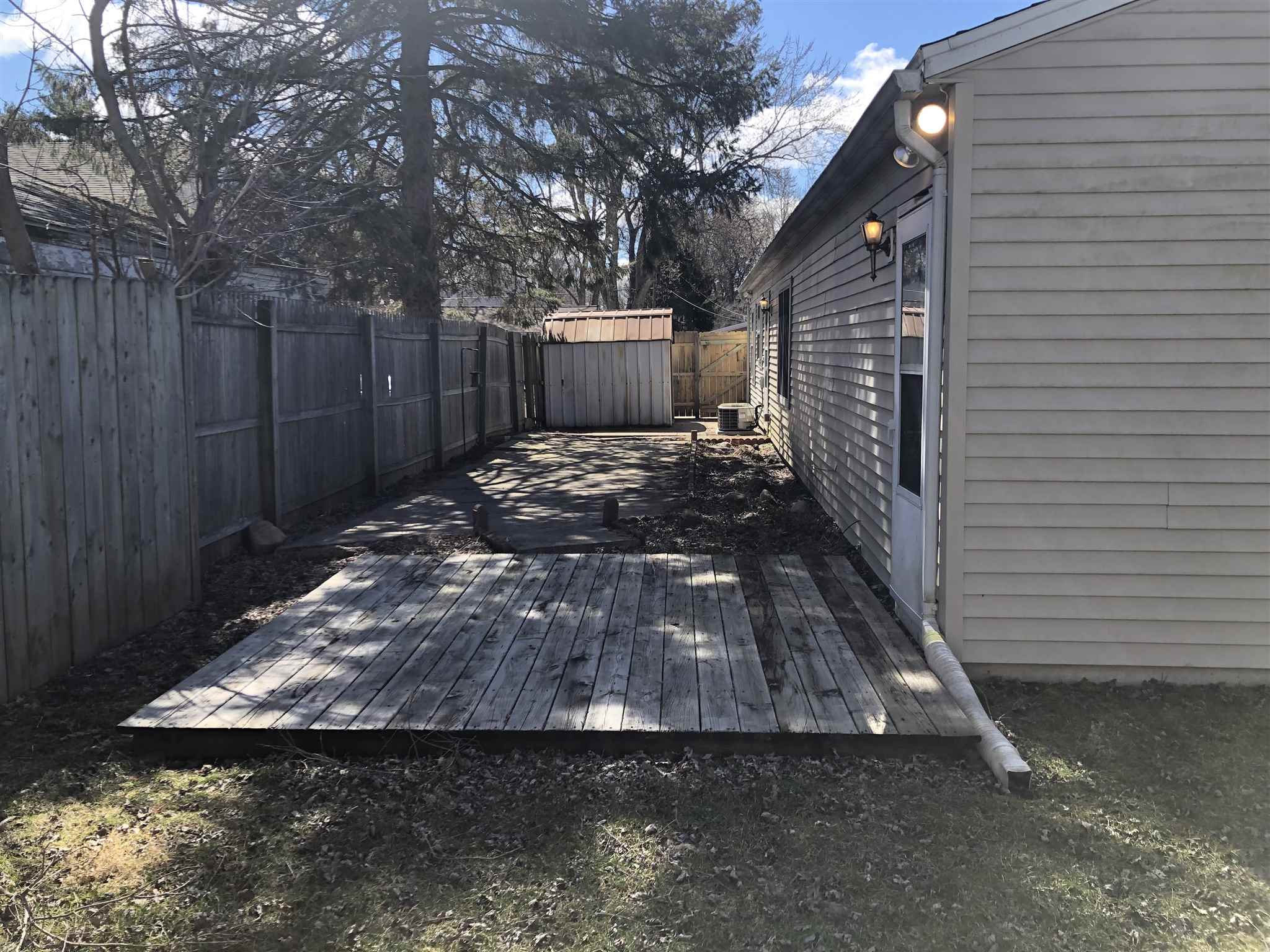3604 Lilac Road South Bend, IN 46628 - Photo 6 of 32