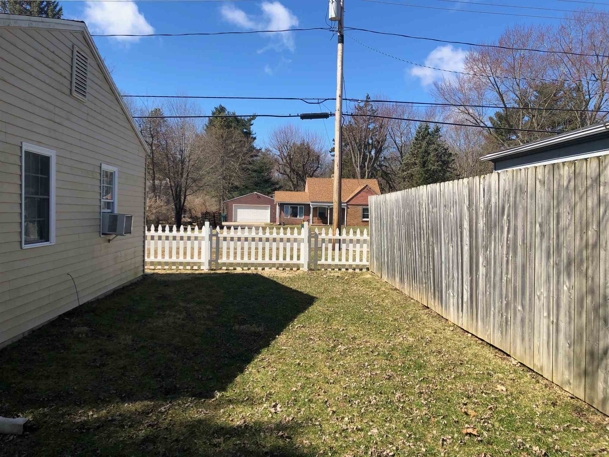 3604 Lilac Road South Bend, IN 46628 - Photo 7 of 32