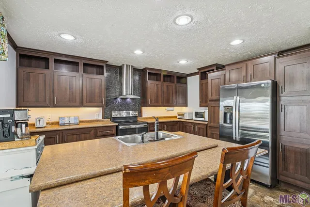 $299,900 | 21329 Highway 40, Loranger, LA 70446