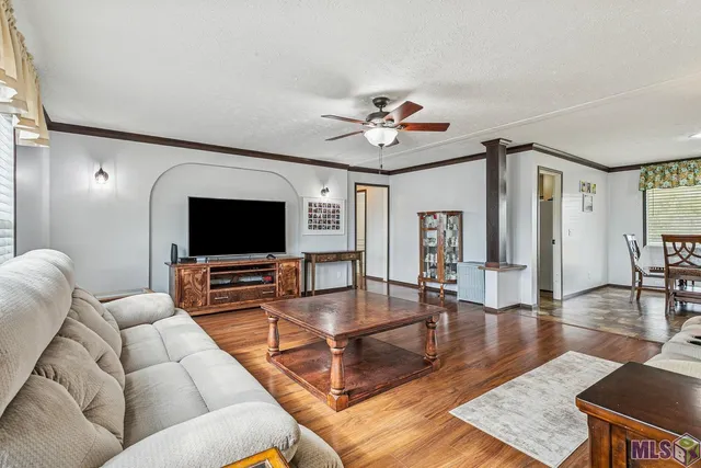 $299,900 | 21329 Highway 40, Loranger, LA 70446