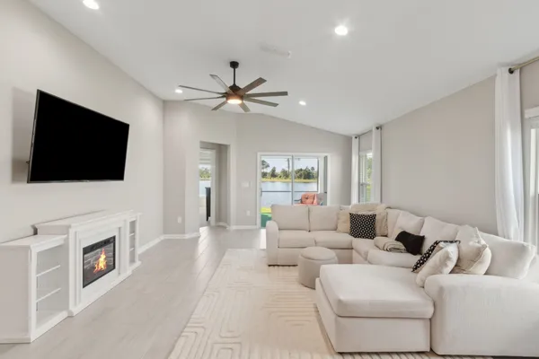 $379,000 | 52 Carlota Way, St. Augustine, FL 32095