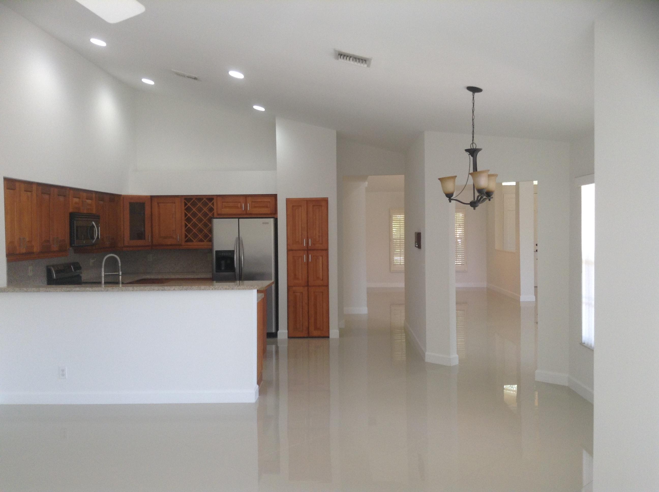 10600 Avenida Santa Ana Boca Raton, FL 33498 - Photo 5 of 27 Kitchen