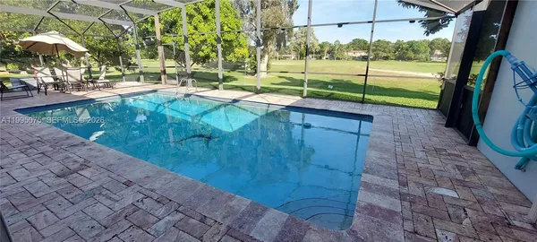 $1,117,500 | 18921 West Oakmont Drive, Hialeah, FL 33015