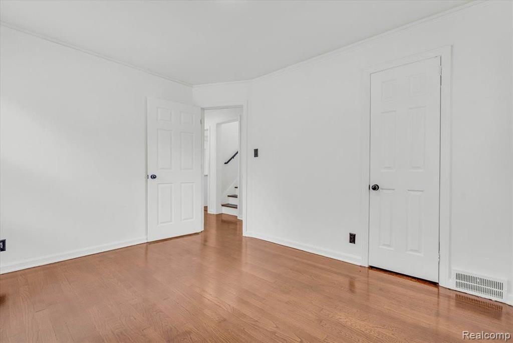 4702 Yorkshire Road Detroit, MI 48224 - Photo 11 of 25