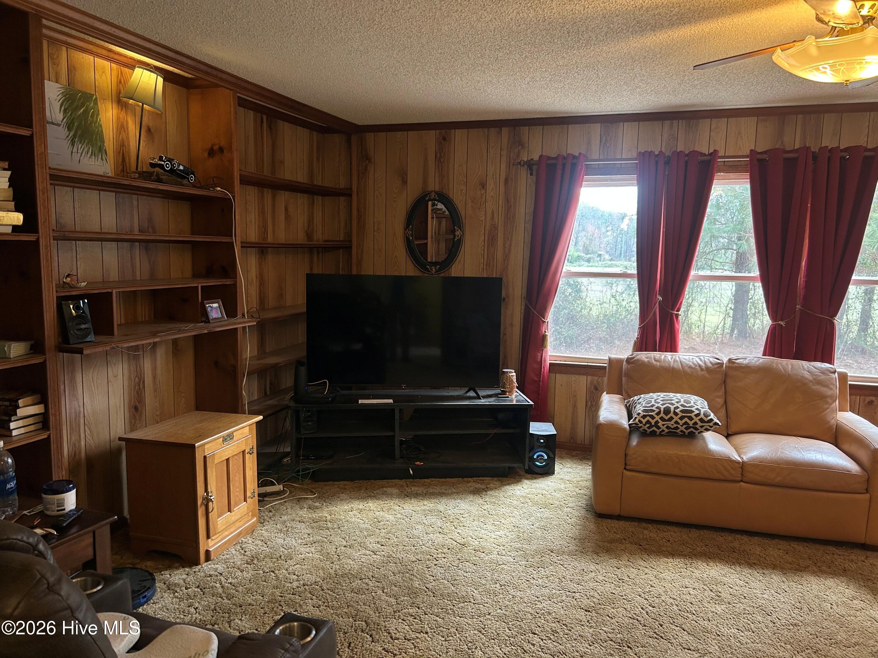 1039 Pine Ridge Road Merry Hill, NC 27957 - Photo 6 of 25 Living Room