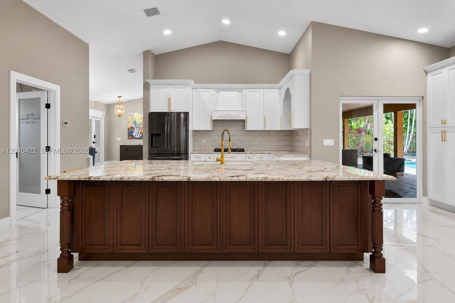 15720 Southwest 56th Street Southwest Ranches, FL 33331 - Photo 6 of 24 Gallery Image 6