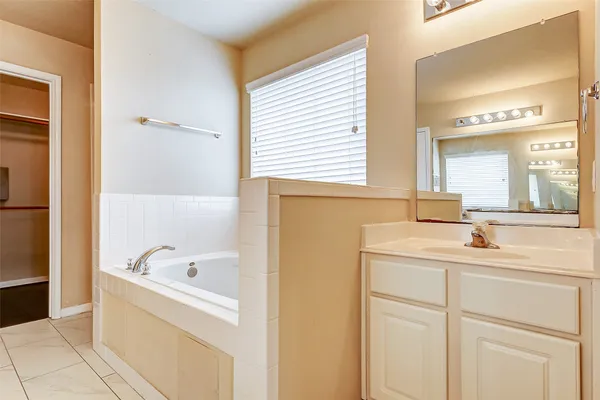 $2,600 | 22119 Cassini Court, Richmond, TX 77407