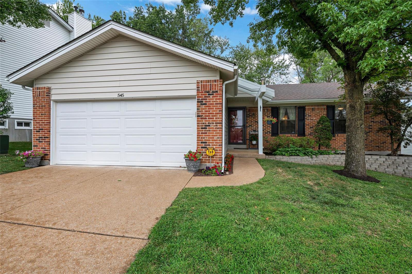 545 Rustic Valley Drive Ballwin, MO 63021 - Photo 1 of 35