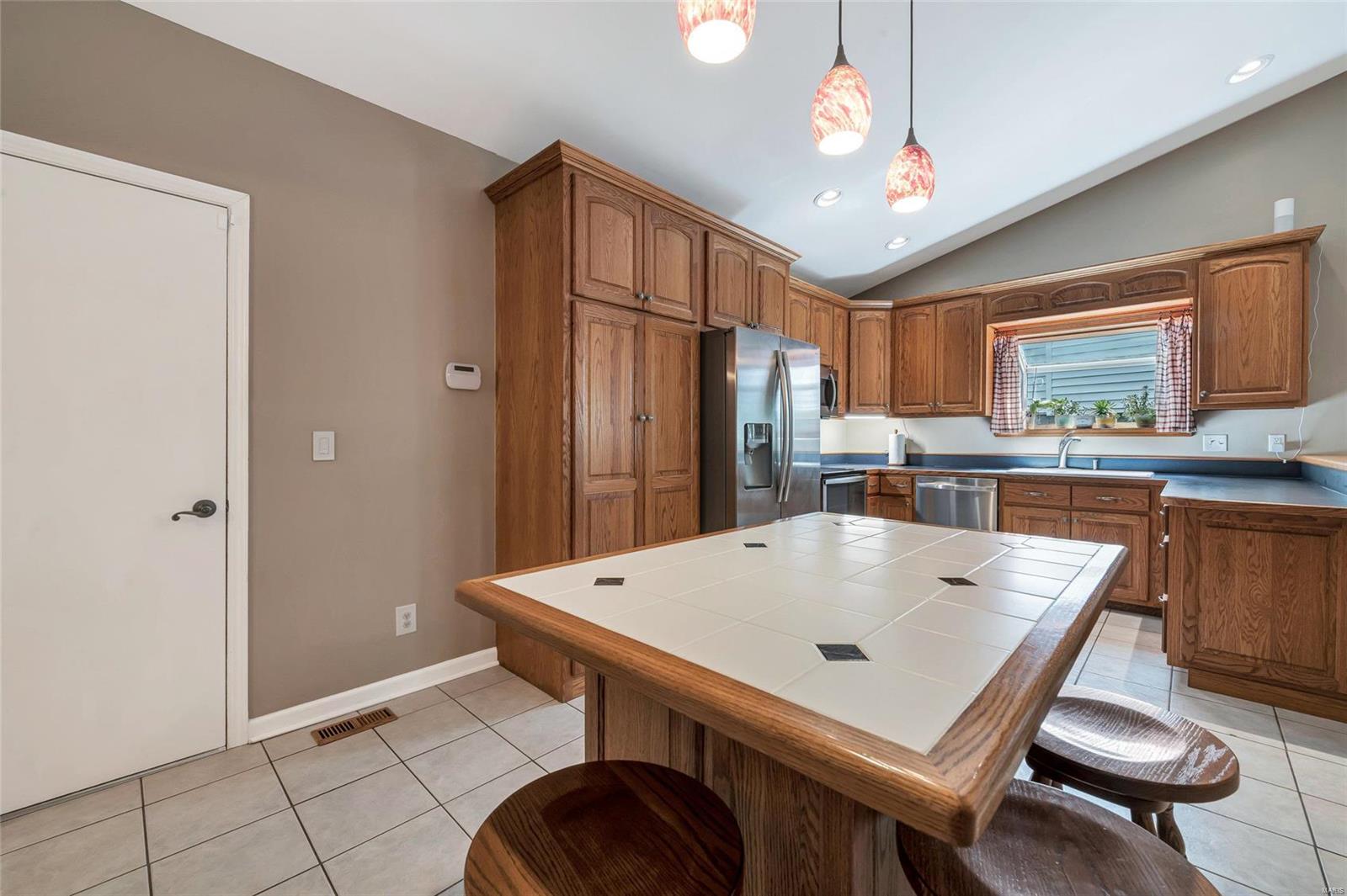 545 Rustic Valley Drive Ballwin, MO 63021 - Photo 20 of 35