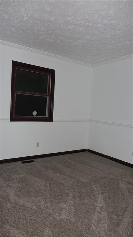 933 Stonegate Road Greenwood, IN 46142 - Photo 17 of 32 Gallery Image 17