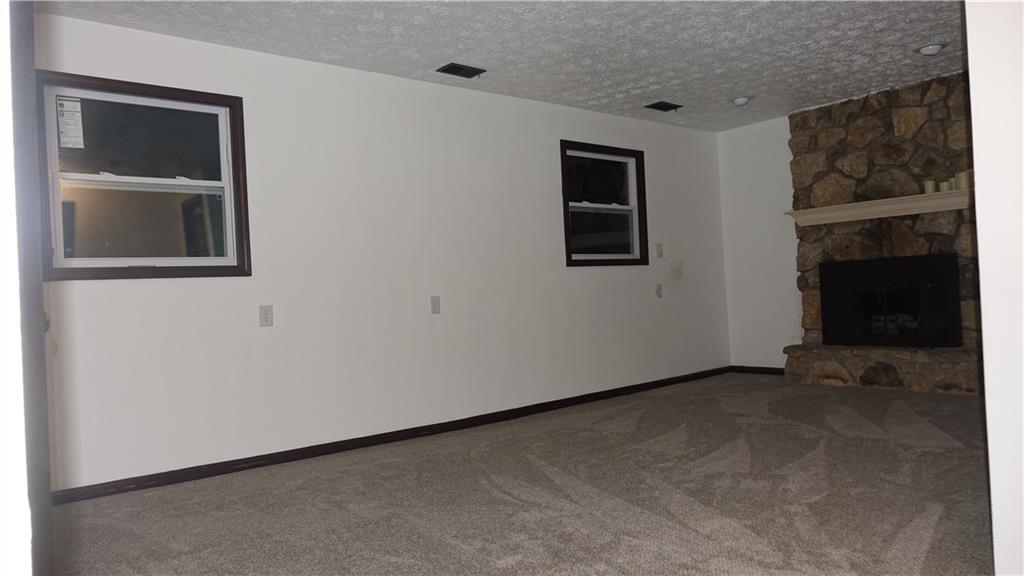 933 Stonegate Road Greenwood, IN 46142 - Photo 25 of 32 Gallery Image 25