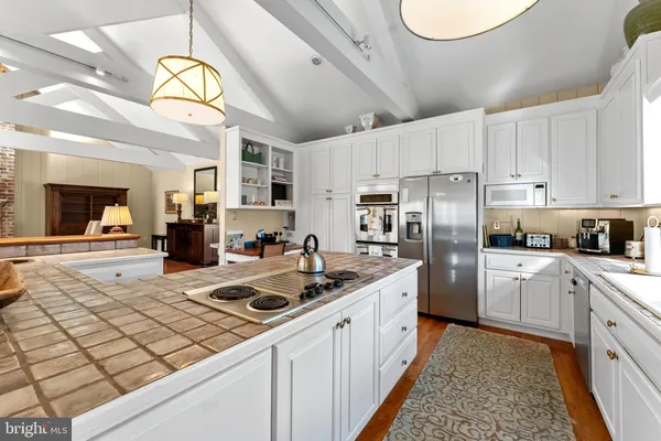 $1,995,000 | 593 Glebe Road, Irvington, VA 22480