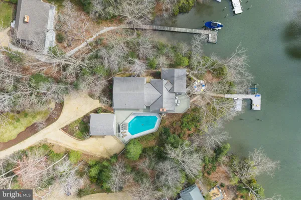 $1,995,000 | 593 Glebe Road, Irvington, VA 22480