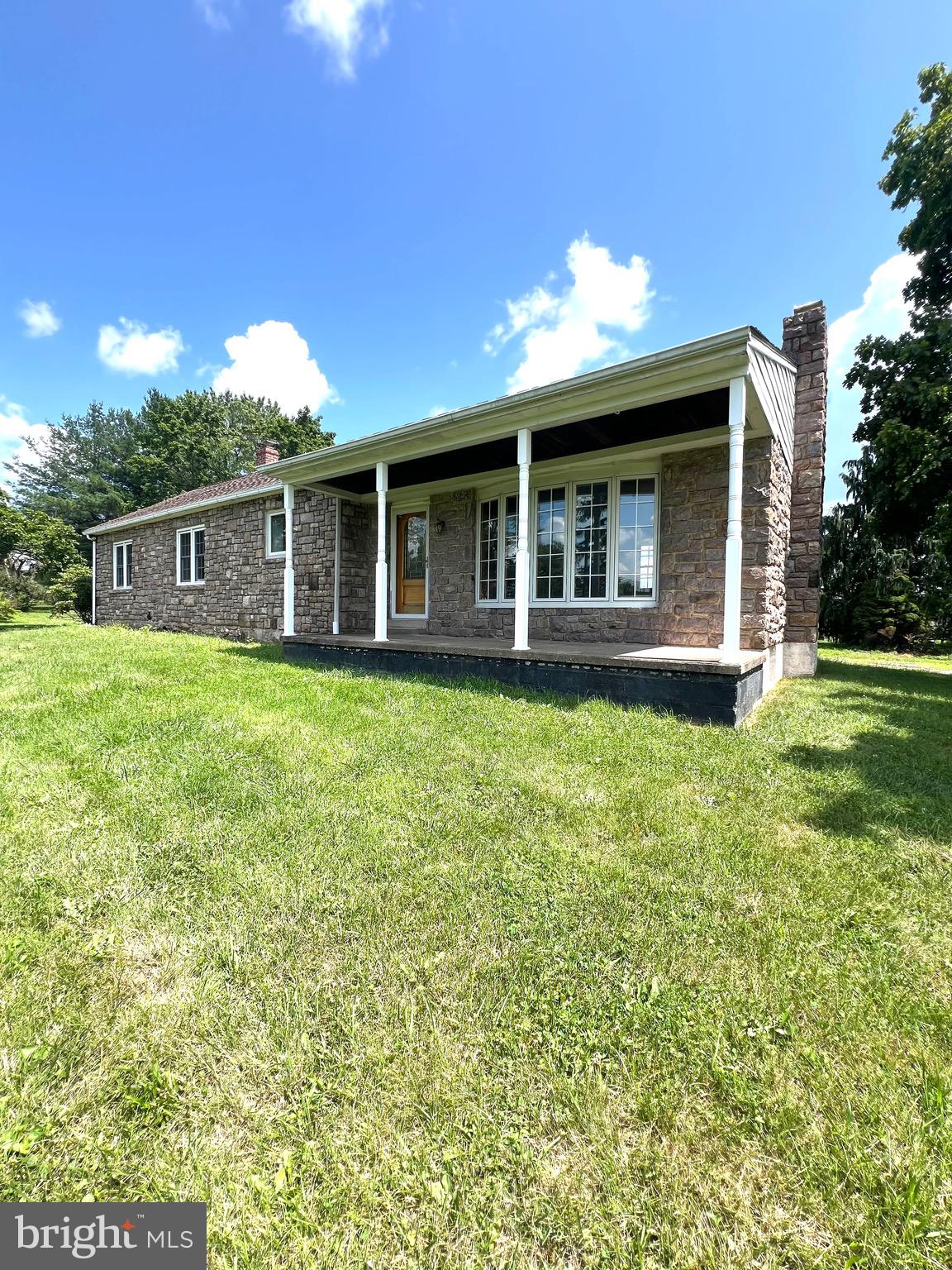 1861 Lesher Mill Road Palm, PA 18070 - Photo 4 of 35