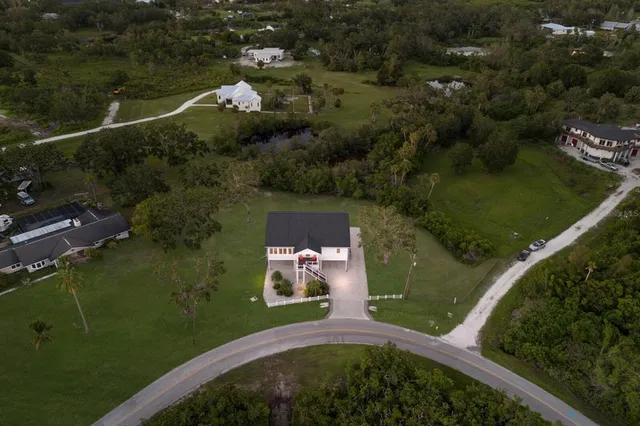 $1,895,000 | 1610 Bayshore Drive, Terra Ceia, FL 34250