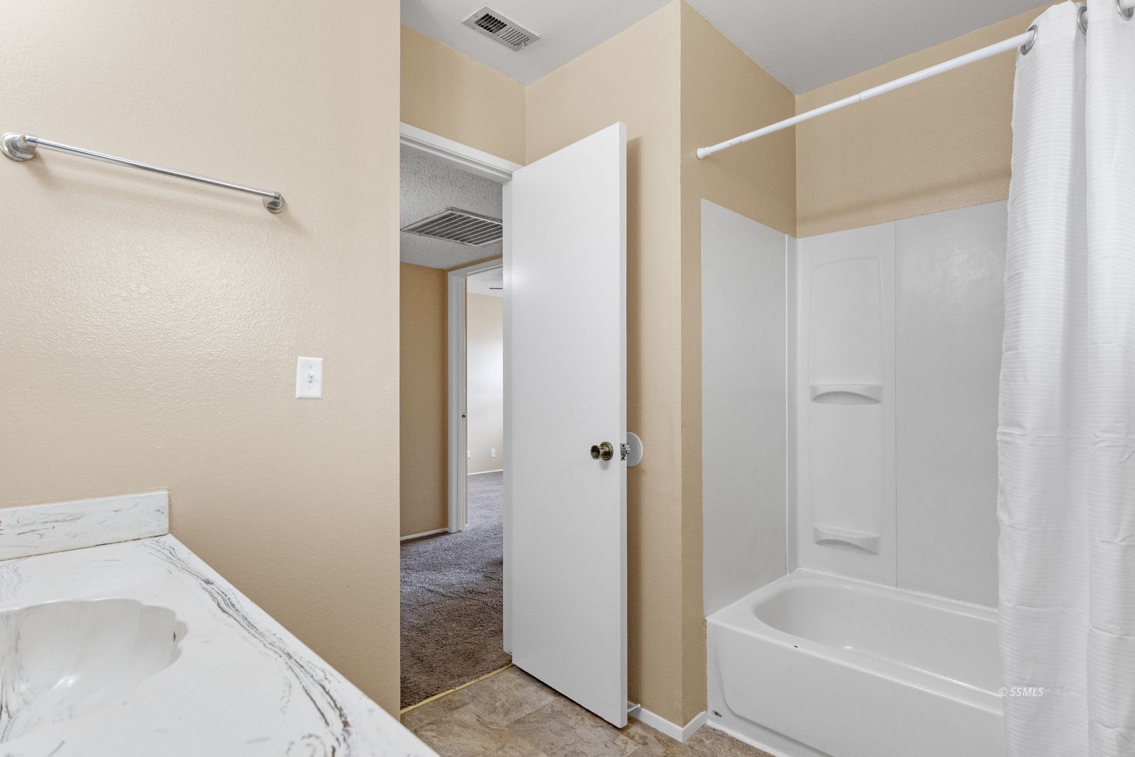 325 South Lincoln Street Ridgecrest, CA 93555 - Photo 27 of 35