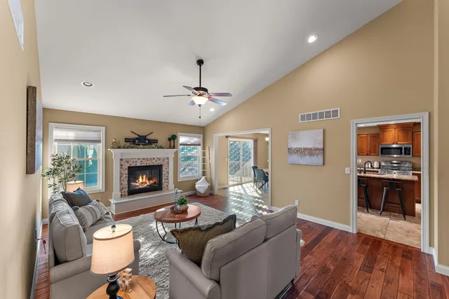 $464,900 | 3251 Mockingbird Lane, Valparaiso, IN 46383