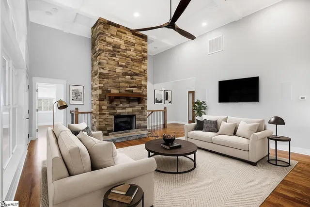 $819,900 | 104 Wandering Way, Pickens, SC 29671