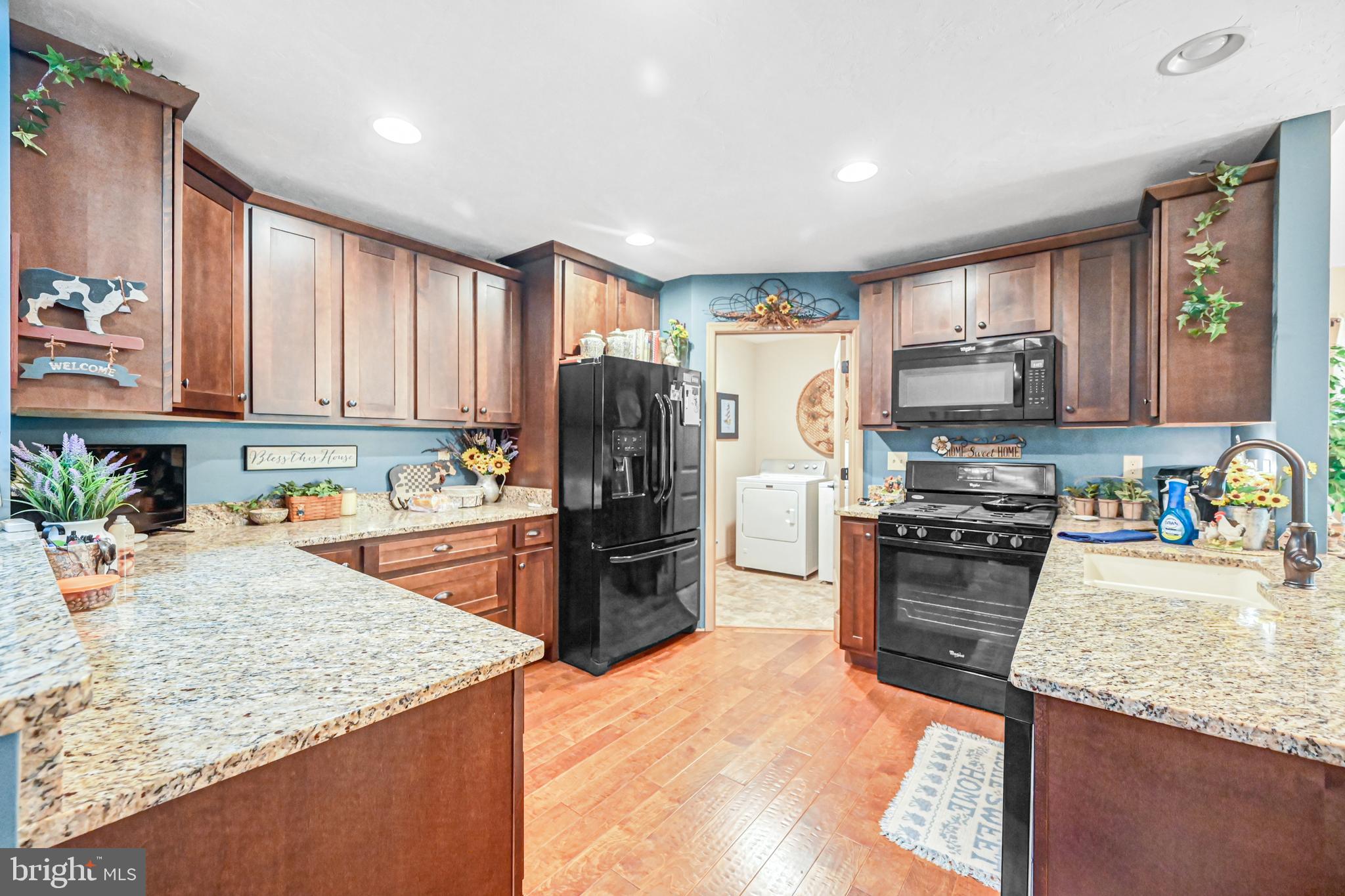 115 Lake Road Thomasville, PA 17364 - Photo 13 of 46 Gallery Image 13