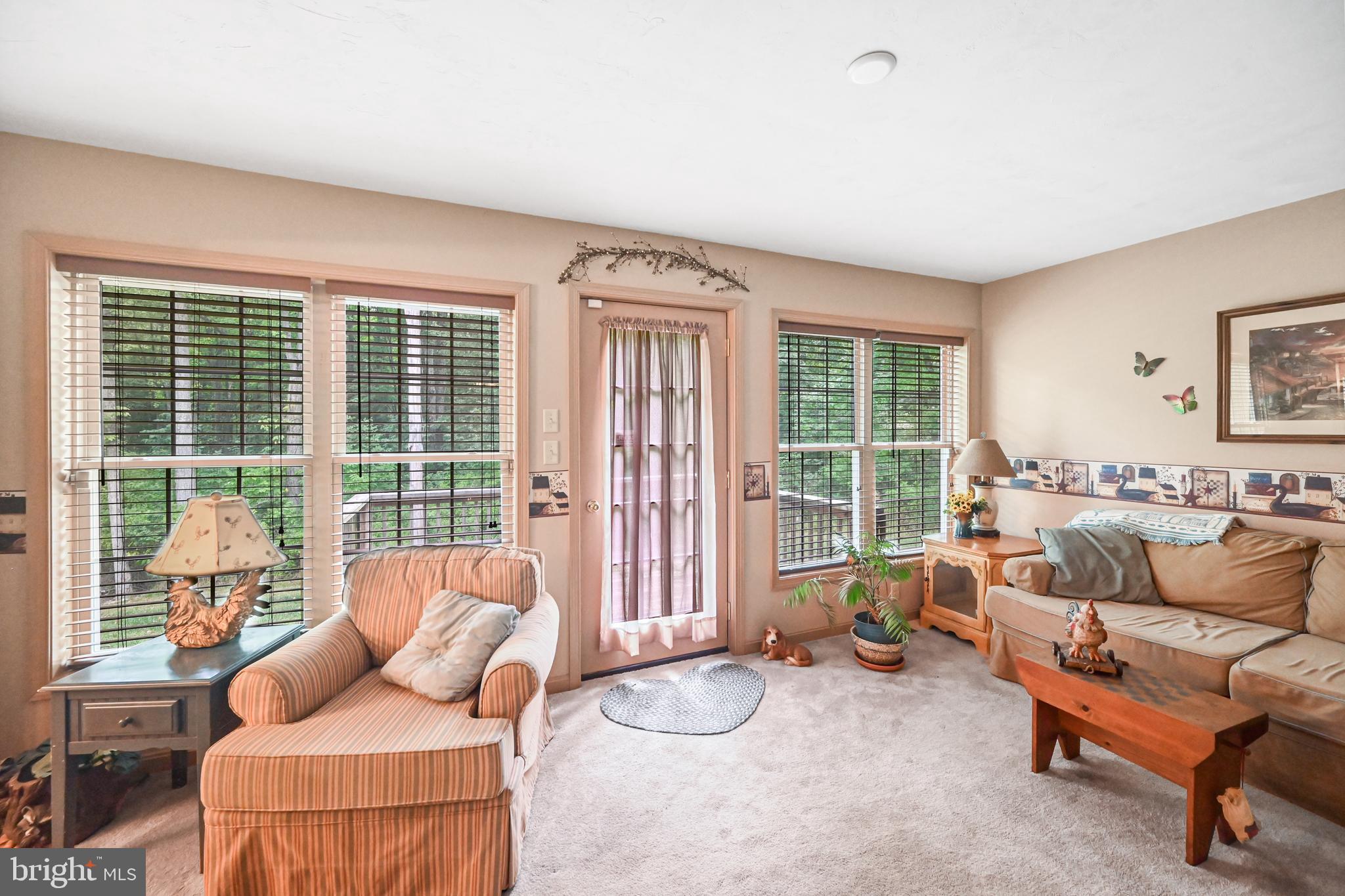 115 Lake Road Thomasville, PA 17364 - Photo 10 of 46 Gallery Image 10