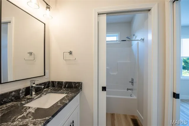 $2,495 | 3007 Hawthorne Place Dr Cape, Cape Girardeau, MO 63701