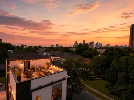 $699,000 | 4605 Belmont Avenue, Unit 102, Dallas, TX 75204
