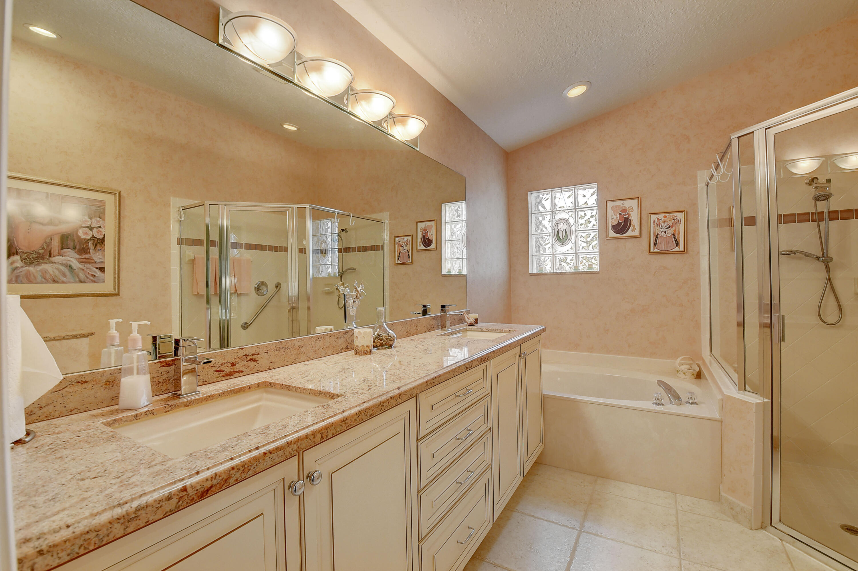 7421 Chorale Road Boynton Beach, FL 33437 - Photo 21 of 74 Primary Bathroom