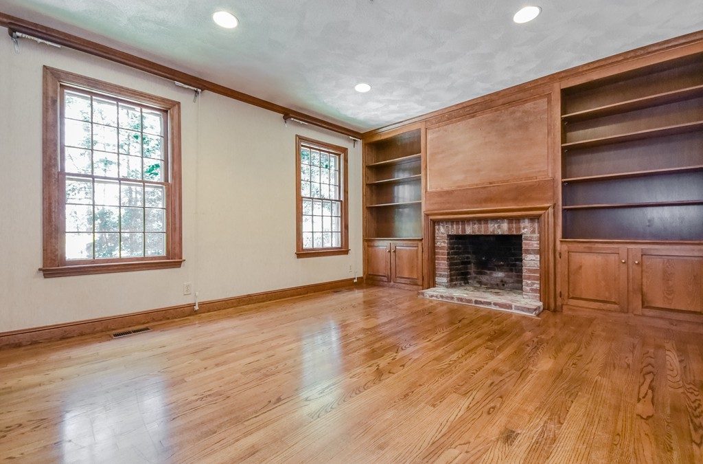 1 Concord Road Weston, MA 02493 - Photo 12 of 22 Gallery Image 12